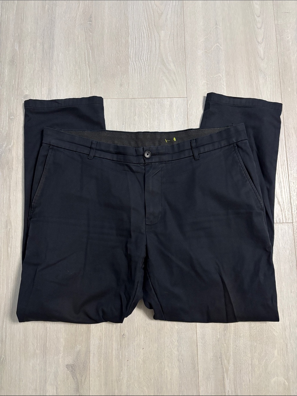 🔥BUNDLESALE Men’s 38/30 Jos. A. Bank Traveler Travel Tech Slim Fit Chino Pants
